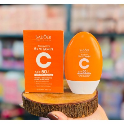 کرم ضد آفتاب روشن کننده ویتامین سی سادور Spf 50